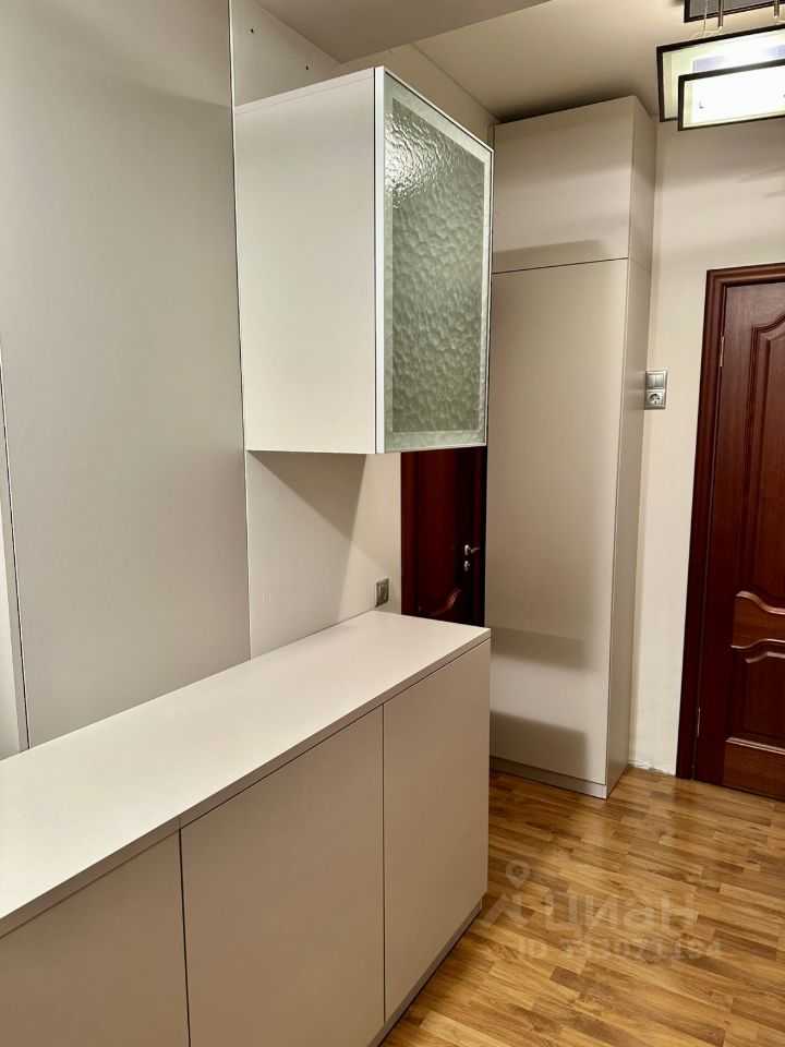 2-комнатная квартира, 82,9 м² — фотография 2