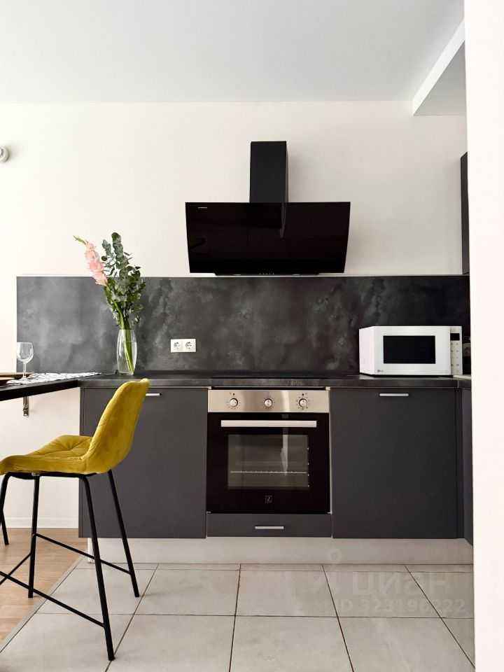1-комнатная квартира, 35,3 м² — фотография 2