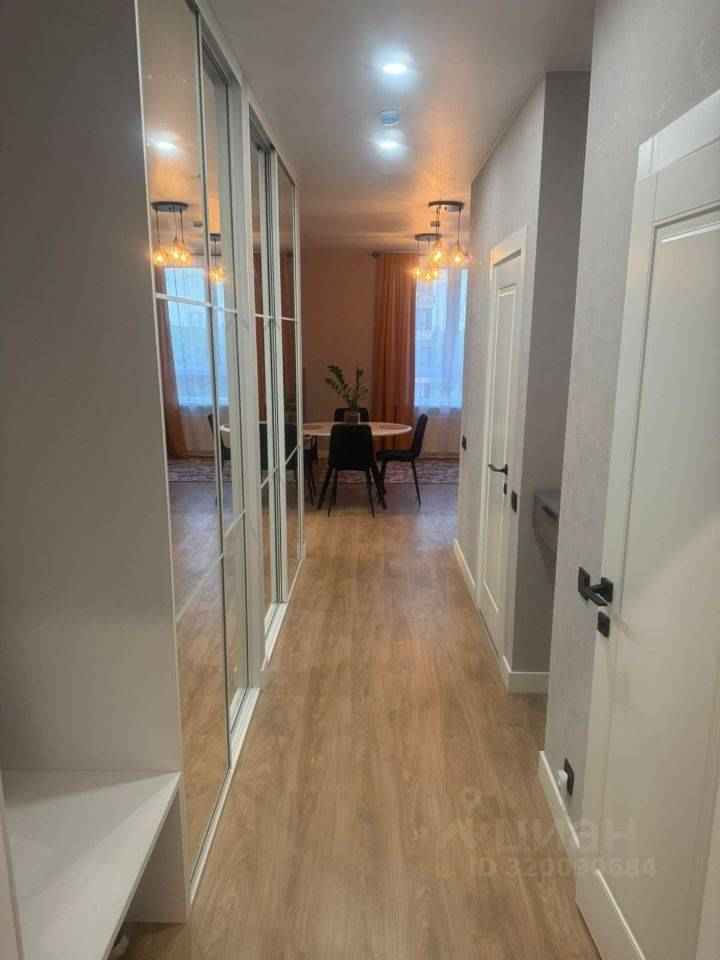 4-комнатная квартира, 74 м² — фотография 2