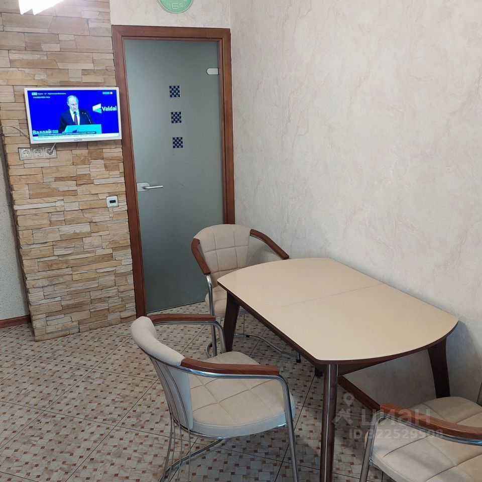 2-комнатная квартира, 61 м² — фотография 3