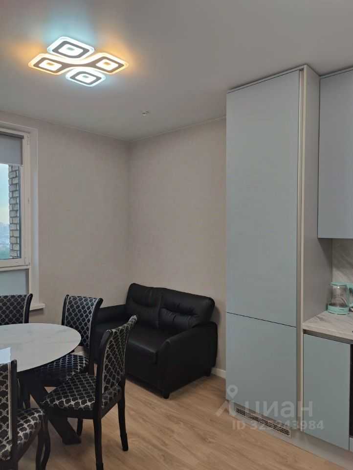 4-комнатная квартира, 68,5 м² — фотография 3