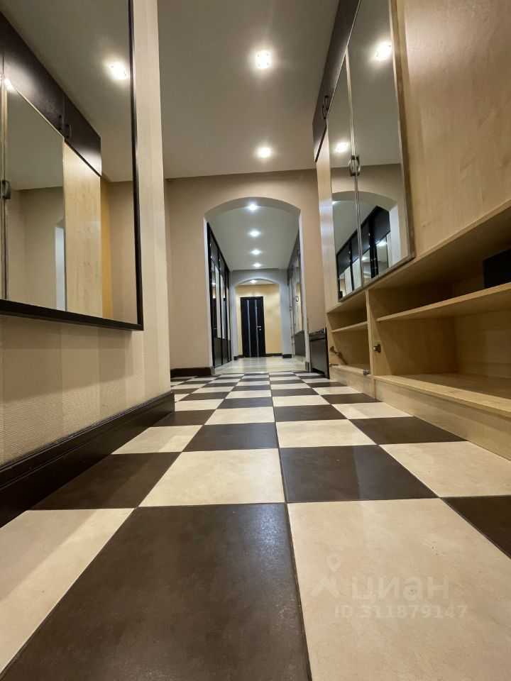 3-комнатная квартира, 135 м² — фотография 2