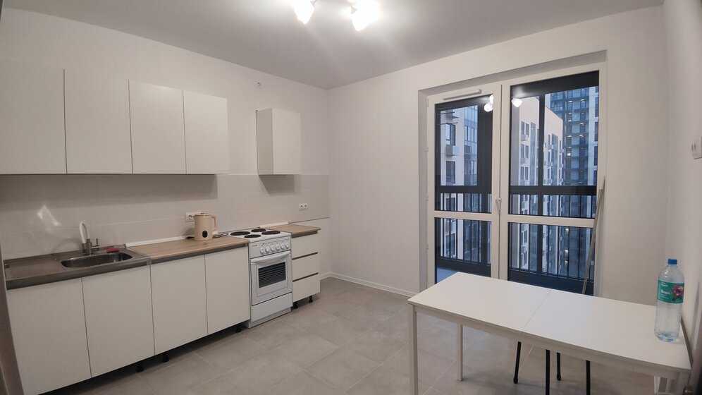 1-комнатная квартира, 42 м² — фотография 3